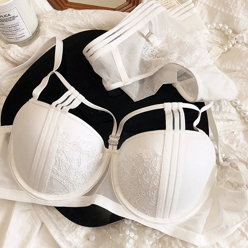 2022 New French Lace Strap Push Up Lingerie Hollow Out Women Sexy Underwear Adjustable Upper Thin Lower Thick Gather Bra Set