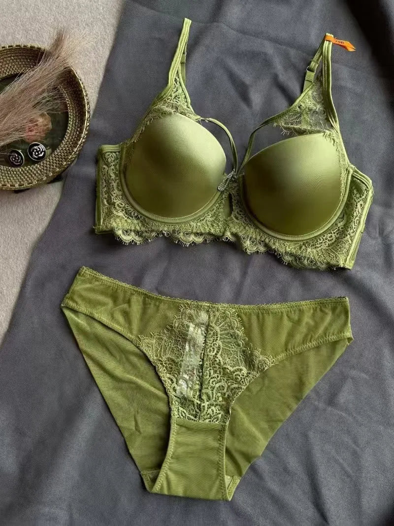 Sexy Women's Lingerie Seamless Smoth Hollow-out Bra Small Breast Gathering Push Up Bra Set