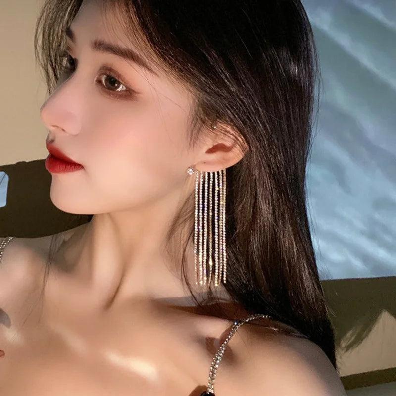 2022 Trendy Metal Crystal Leaf Ear Clips Without Piercing Earrings Clips For Women Fashion Ear Cuff Wedding Jewelry Brincos Gift