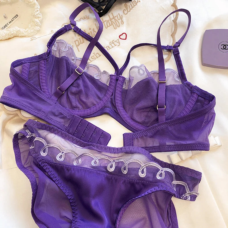 New Sexy Hollow Bra Set French Ultra Thin Lace Underwear Set Women Push Up Brassiere Silk Comfort Bralette Plus Size Lingerie