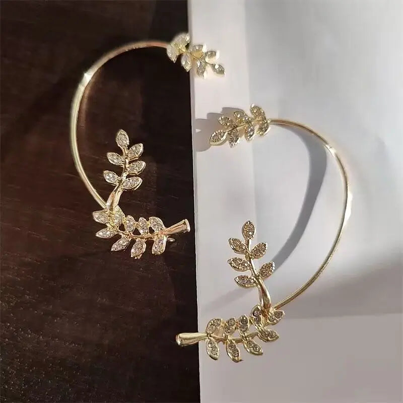 Luxury Star Butterfly Clip Earrings Female Crystal Tassel Ear Clip Earring Sparkling Zircon Ear Cuff Fashion Jewelry accessories